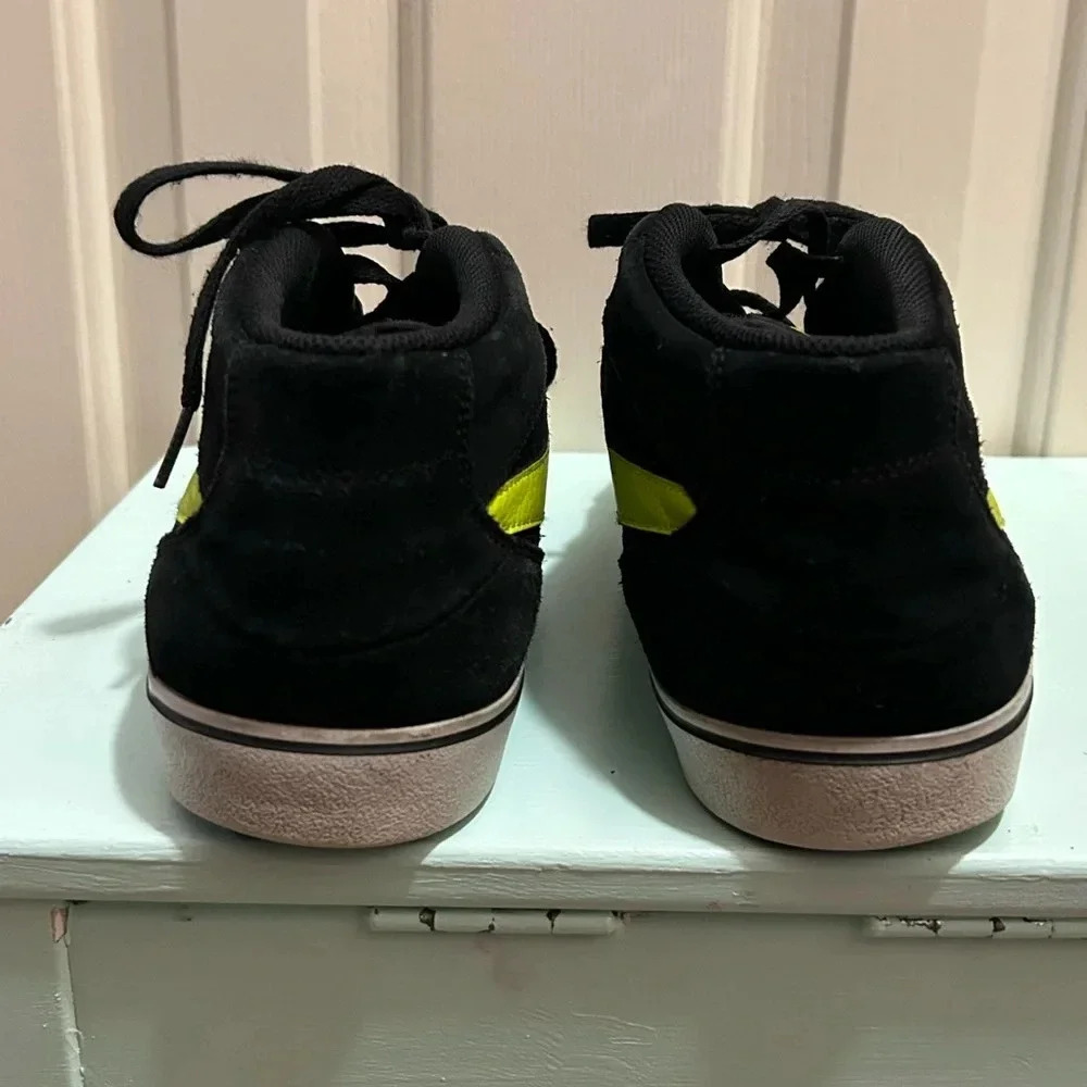 Nike Ruckus Men’s 13 Mid Athletic Skateboarding Shoes - Picture 6 of 9